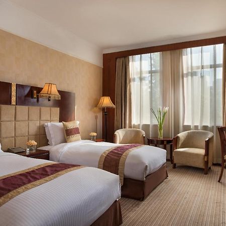 Grand Mercure Xian On Renmin Square Exterior foto
